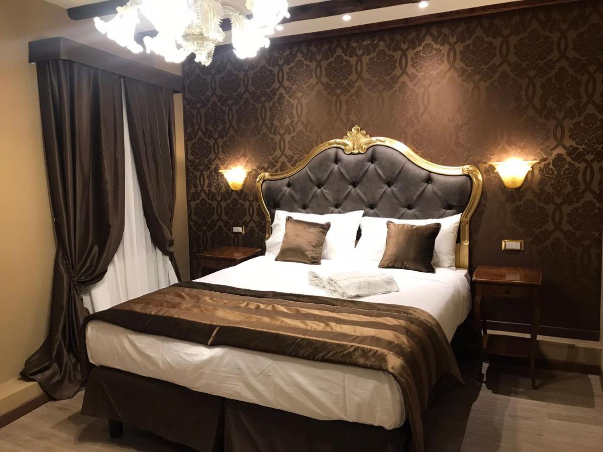 Prestige Suite with Terrace and View