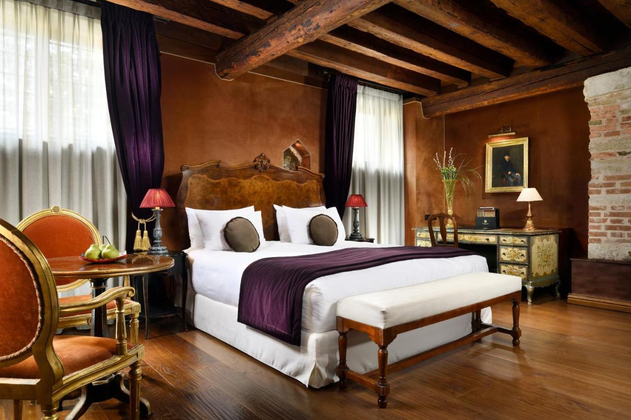 Classic Double Room,1402966661:JPEG