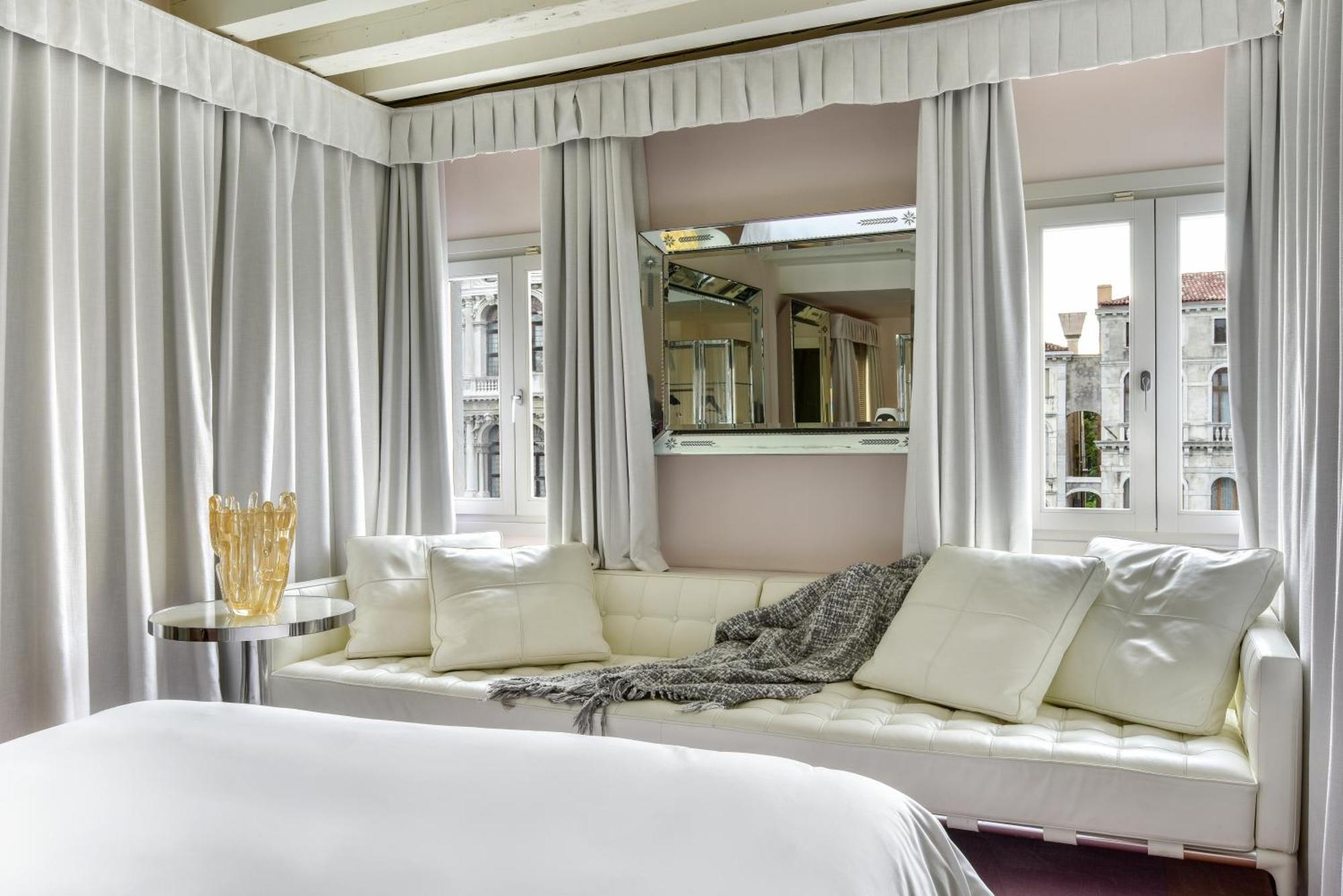Suite Canal View
