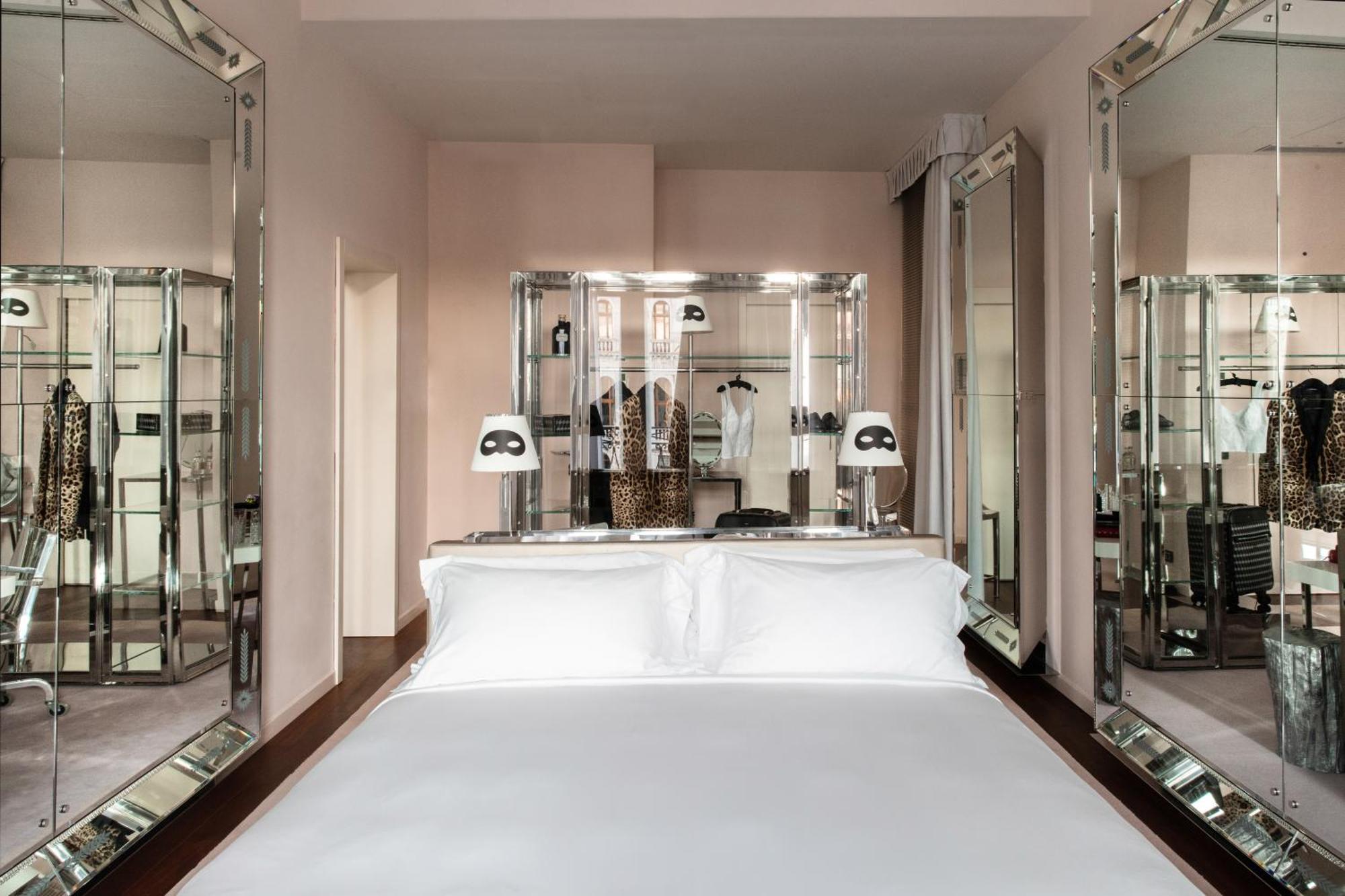 Suite Canal View