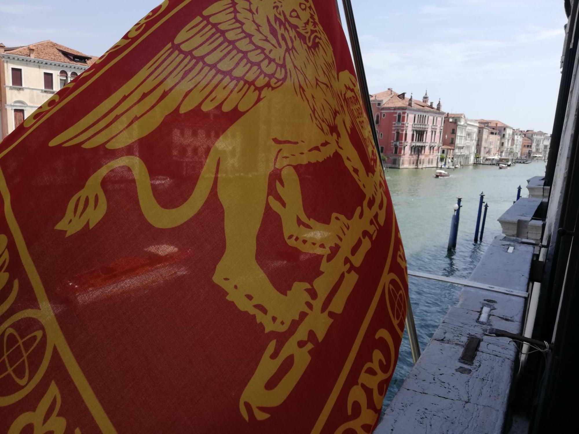 Signature Suite Grand Canal View Mozart