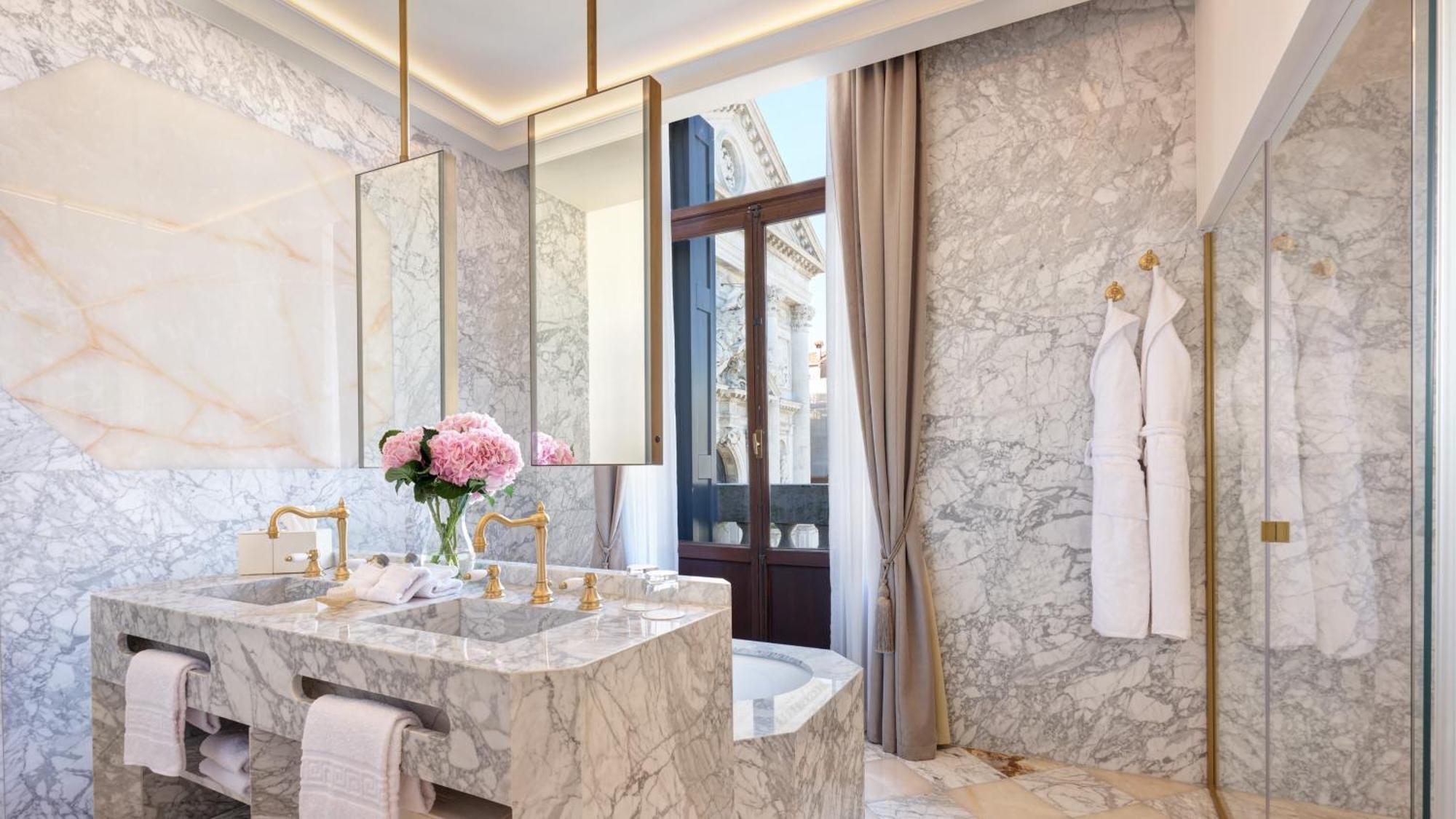 Signature Suite Grand Canal View Mozart