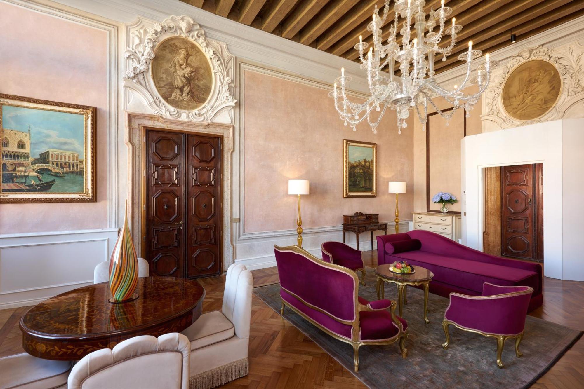 Signature Suite Grand Canal View Mozart