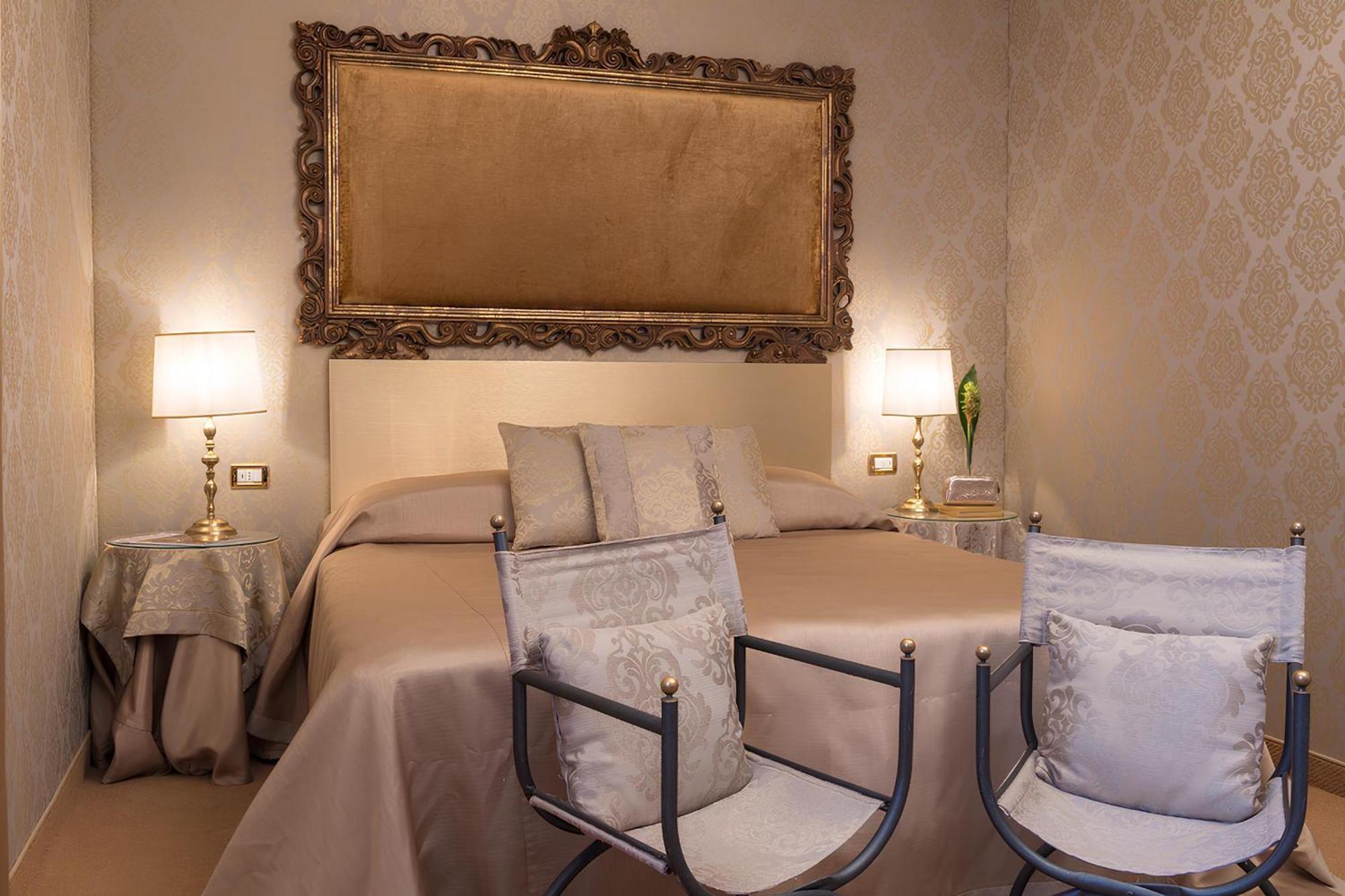Junior Suite Lagoon View