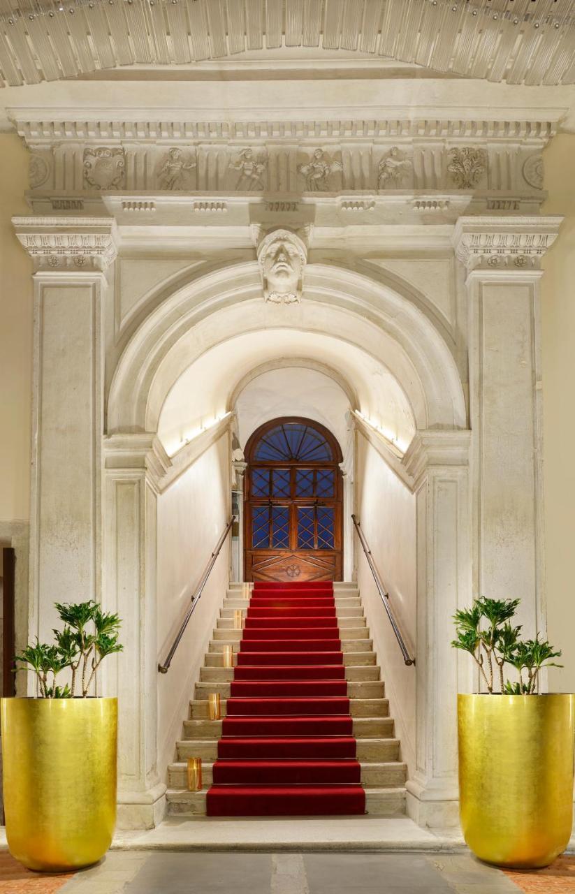 Premium Junior Suite Grand Canal View